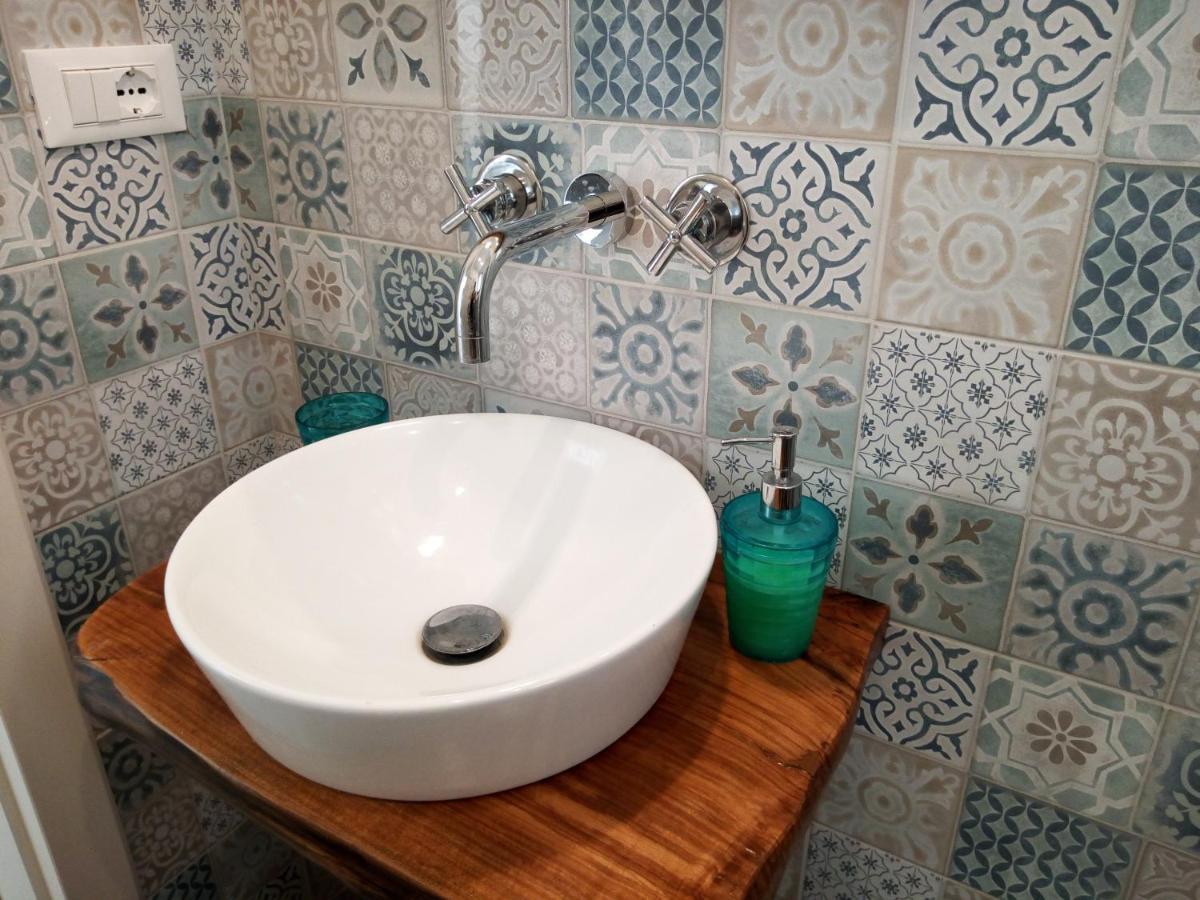 Bed and Breakfast Cortile Calinea Castrignano del Capo Exterior foto