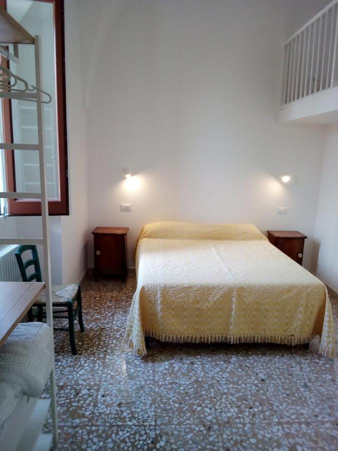 Bed and Breakfast Cortile Calinea Castrignano del Capo Exterior foto